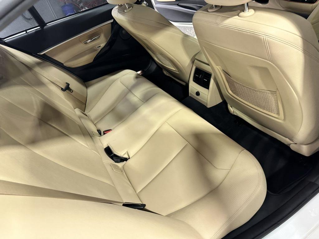 BMW 3-Series 330i SULEV Sedan 2017