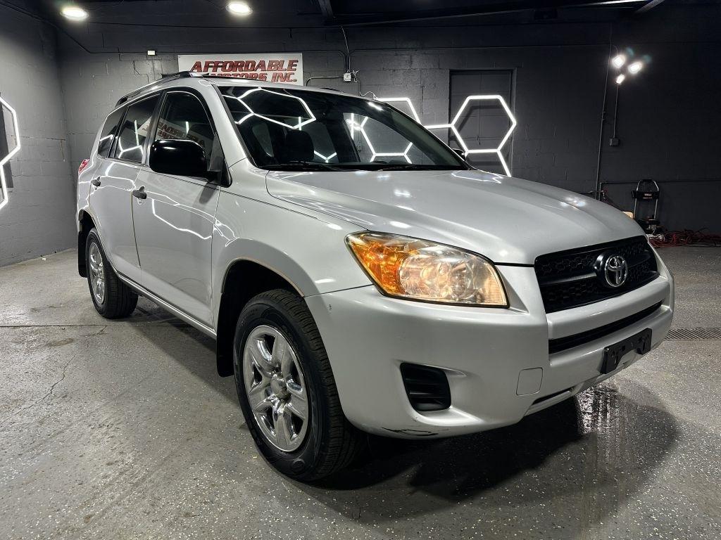 Toyota RAV4 Base I4 4WD 2010