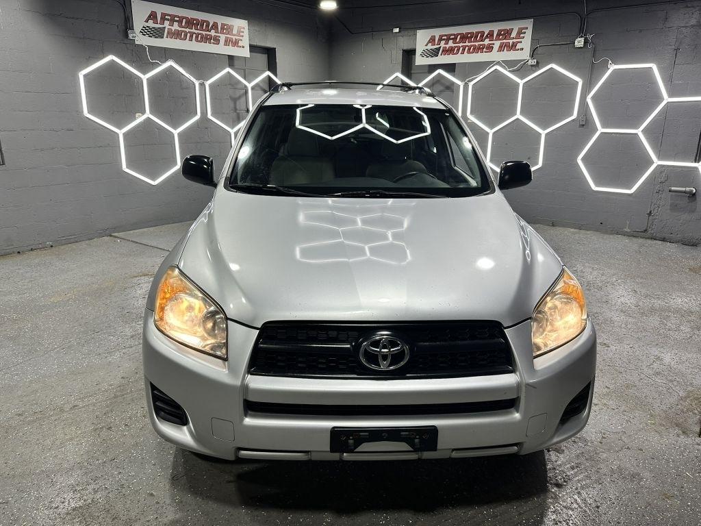 Toyota RAV4 Base I4 4WD 2010