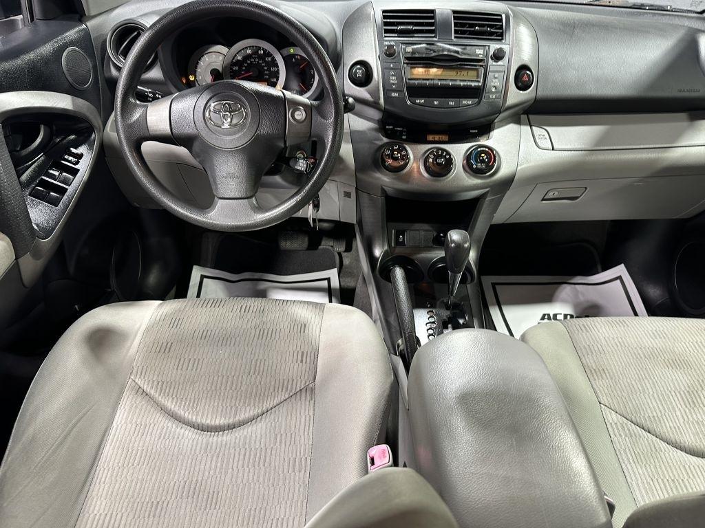 Toyota RAV4 Base I4 4WD 2010