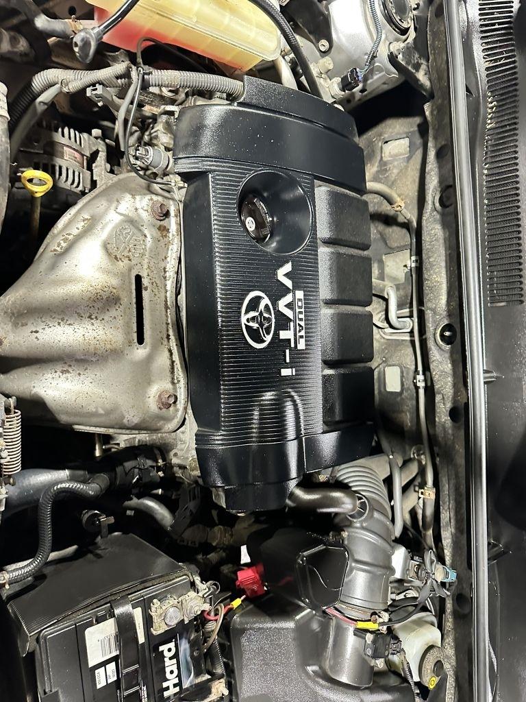 Toyota RAV4 Base I4 4WD 2010