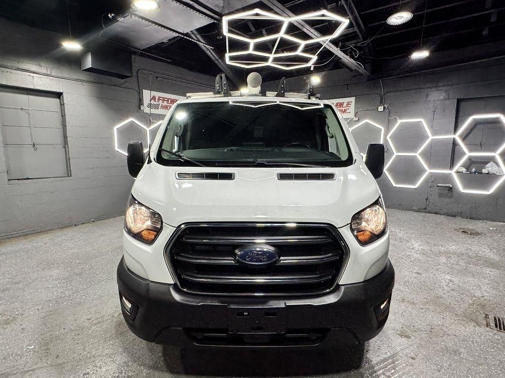 Ford Transit 250 Van Low Roof w/Sliding Pass. 130-in. WB 2020