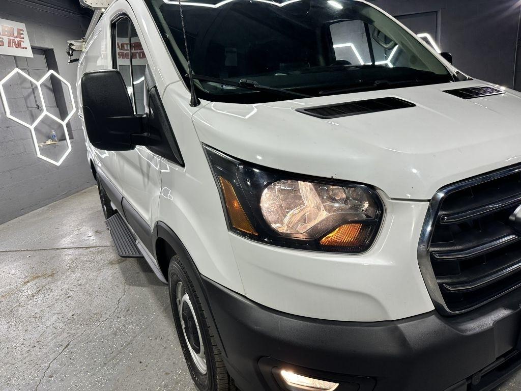 Ford Transit 250 Van Low Roof w/Sliding Pass. 130-in. WB 2020