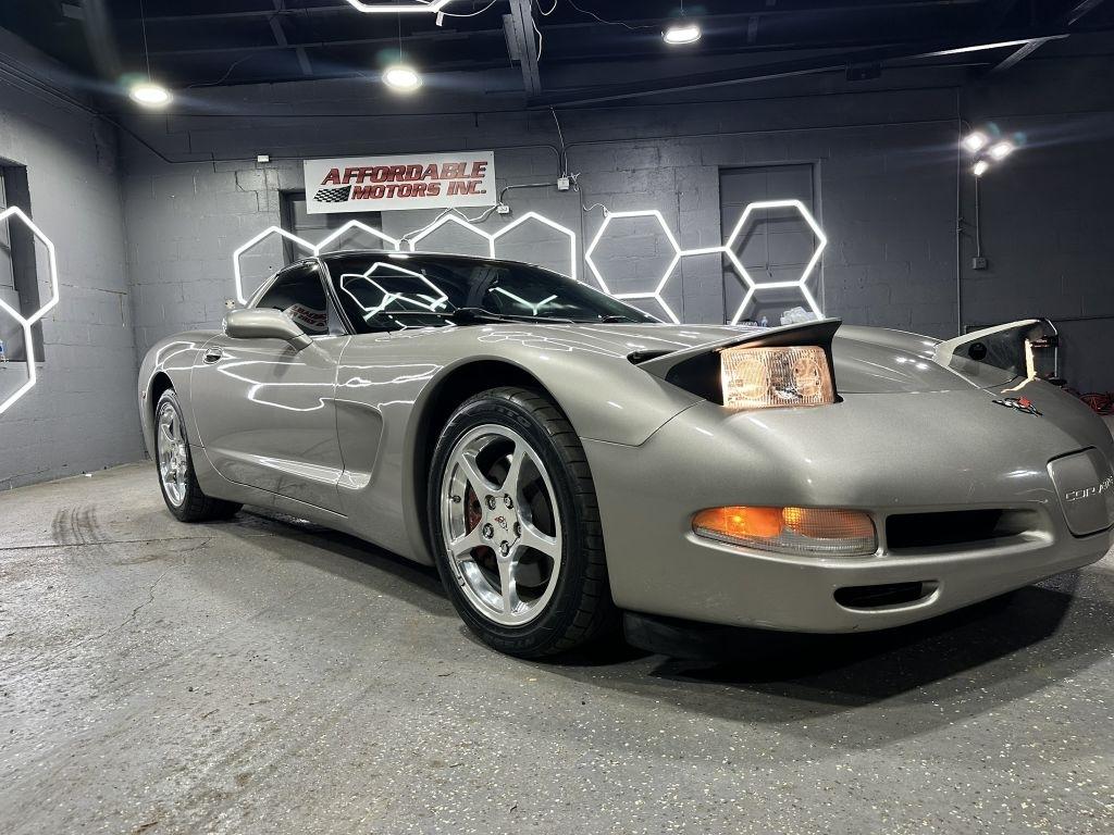 Chevrolet Corvette  2002