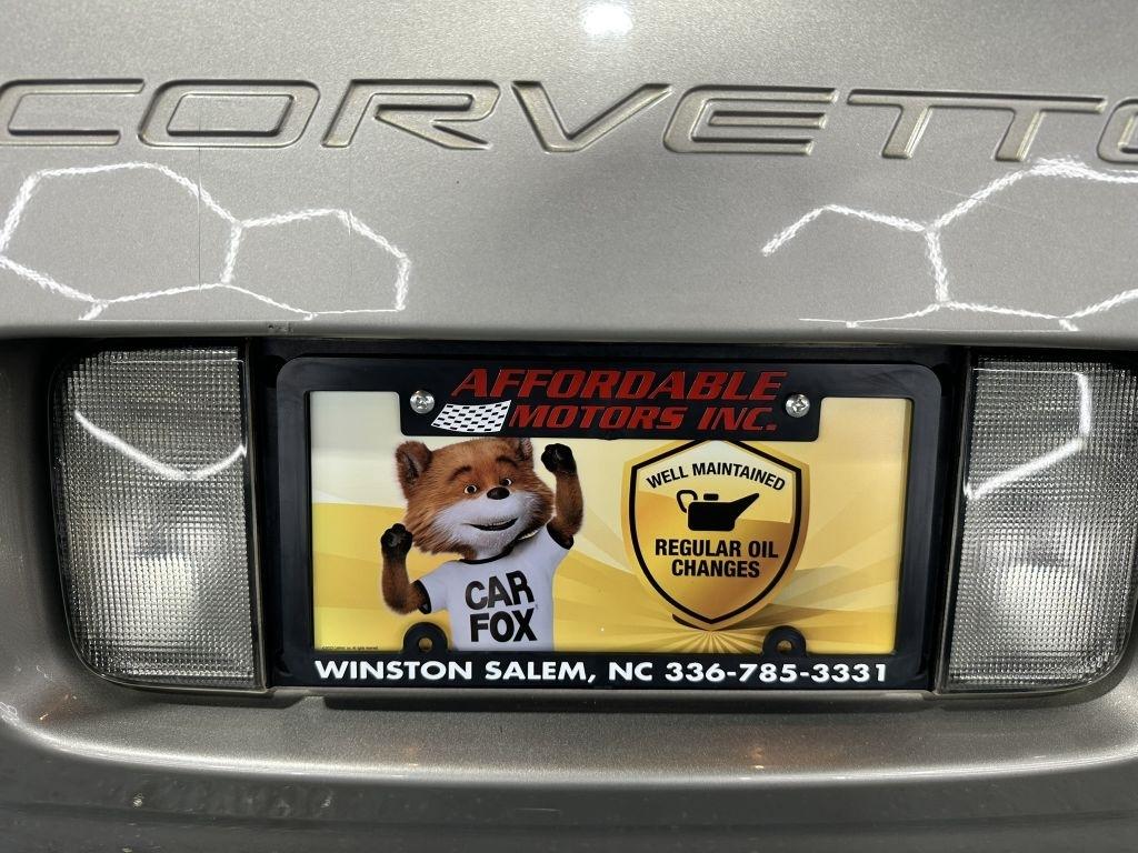 Chevrolet Corvette  2002