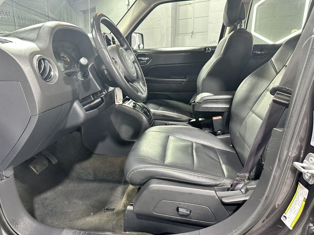 Jeep Patriot photo 13
