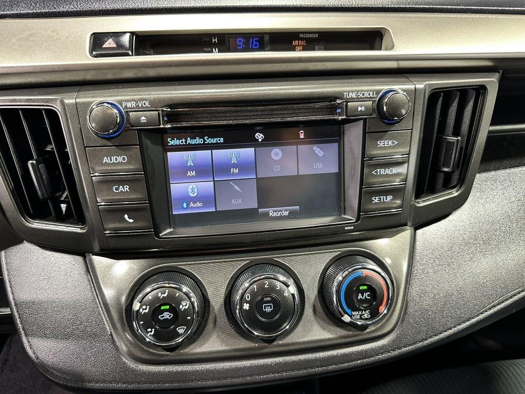 Toyota RAV4 LE AWD 2015
