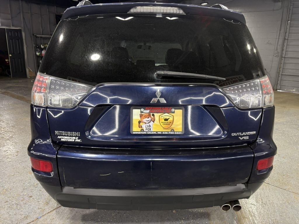 Mitsubishi Outlander SE 4WD 2010