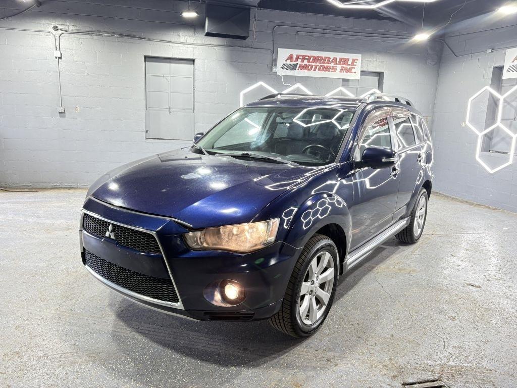 Mitsubishi Outlander SE 4WD 2010