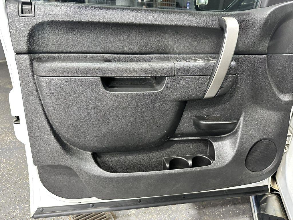 Chevrolet Silverado 1500 LT Crew Cab 4WD 2012