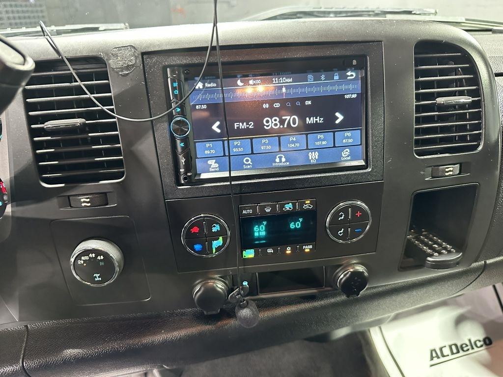 Chevrolet Silverado 1500 LT Crew Cab 4WD 2012