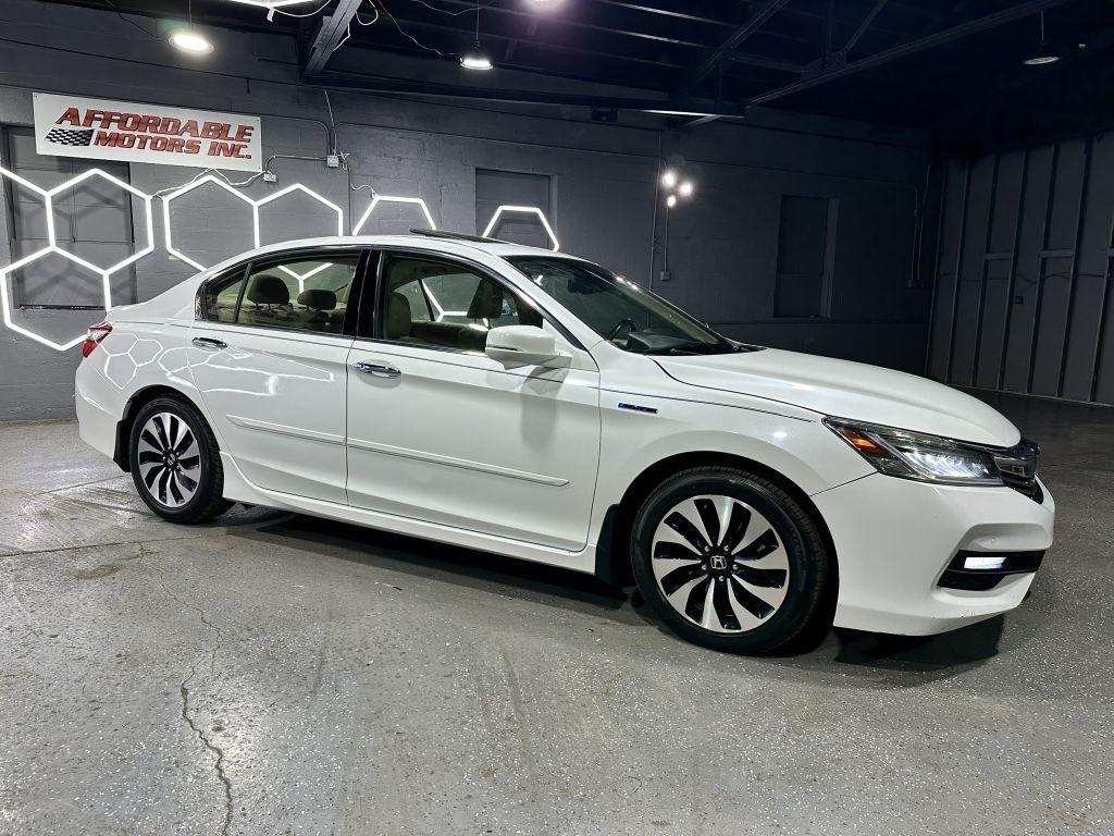Honda Accord Hybrid Touring 2017