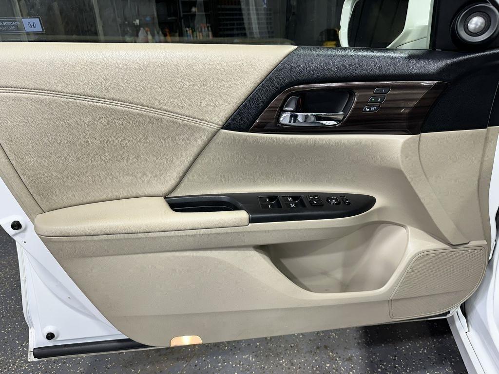 Honda Accord Hybrid Touring 2017