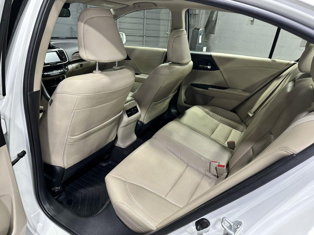 Honda Accord Hybrid Touring 2017