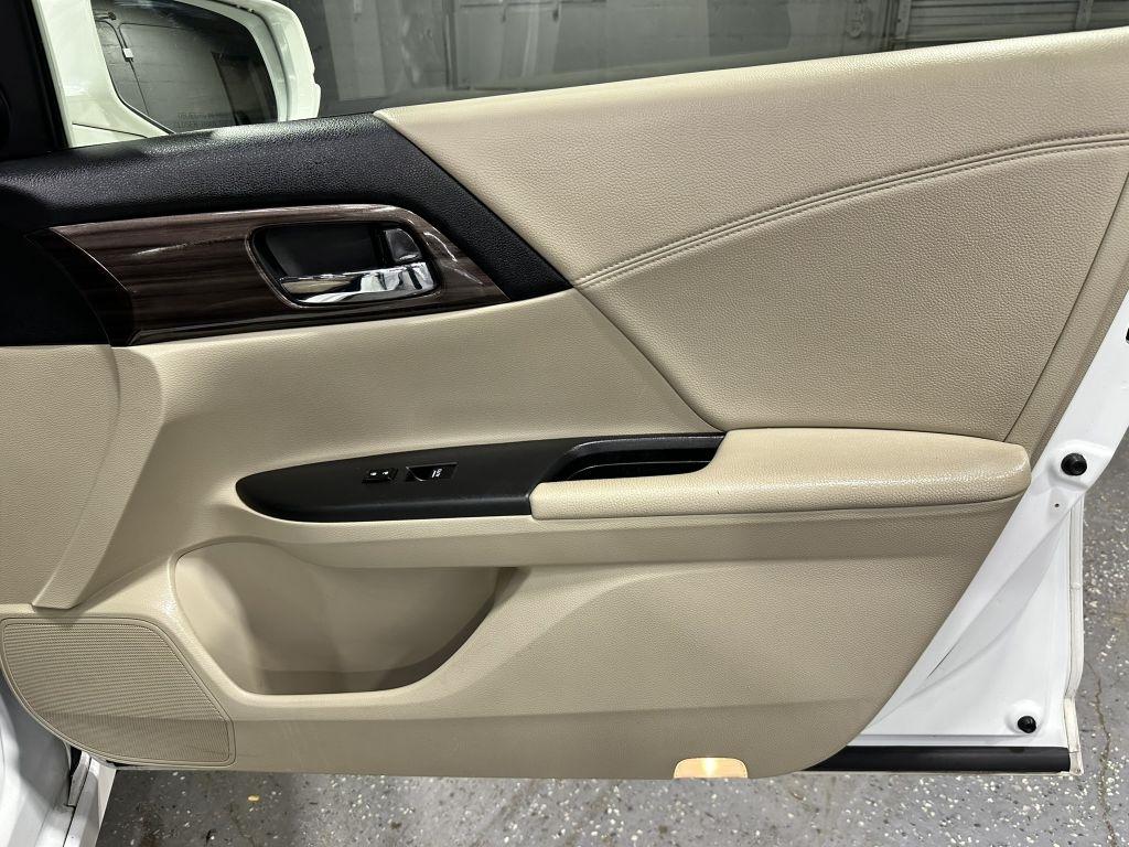 Honda Accord Hybrid Touring 2017