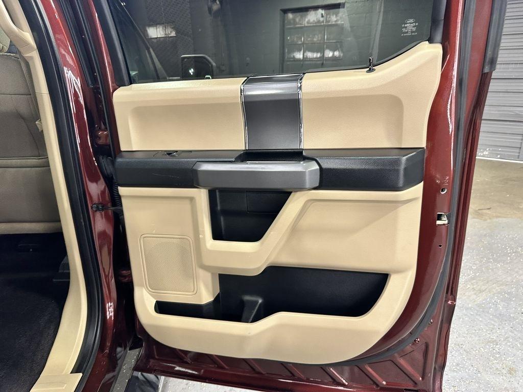Ford F-150 XLT SuperCrew 5.5-ft. Bed 2WD 2016