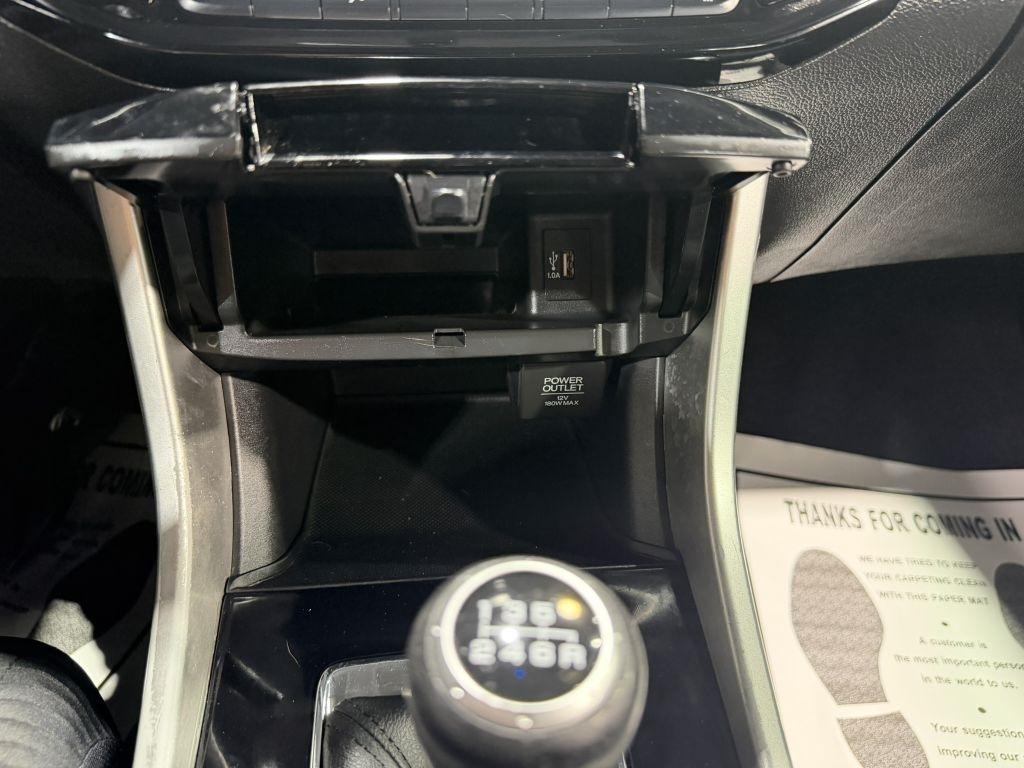 Honda Accord LX Sedan 6-Spd MT 2017