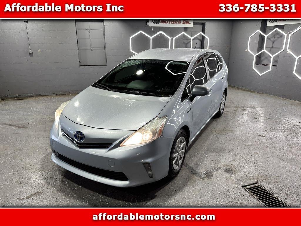 Toyota Prius V Two 2012