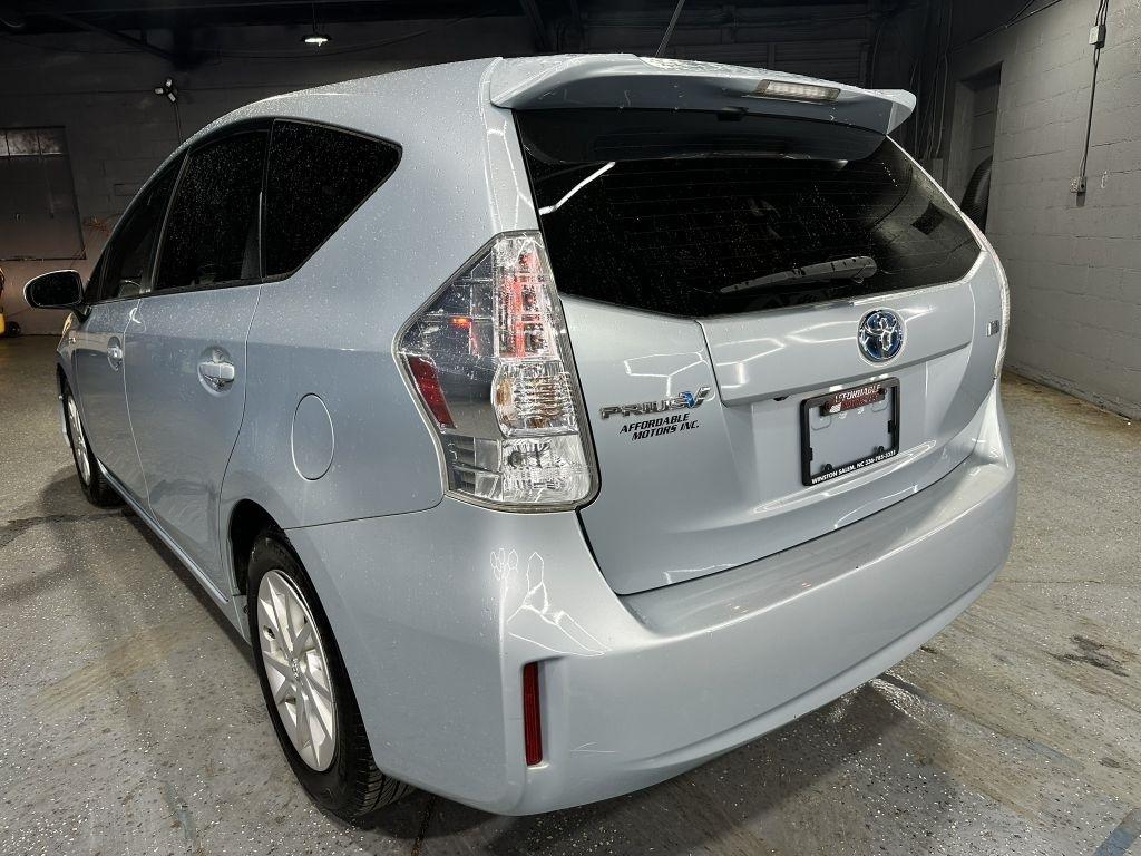 Toyota Prius V Two 2012