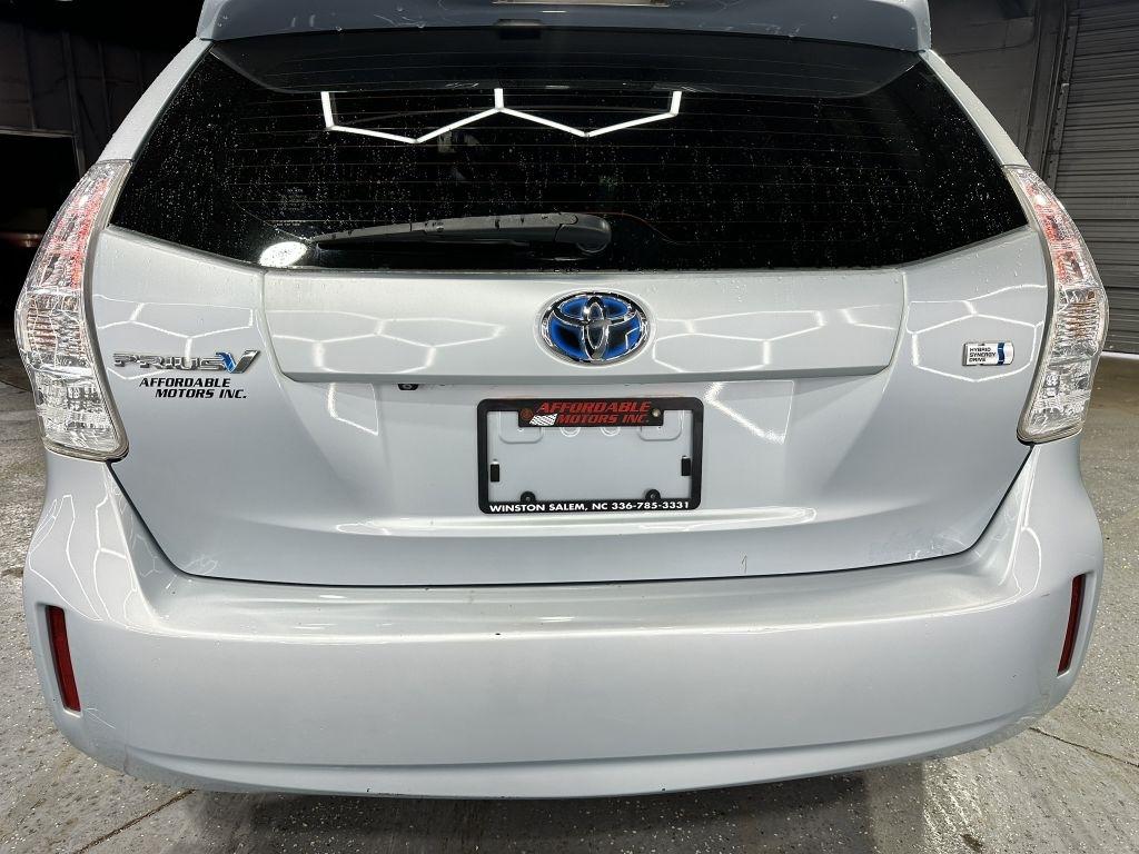 Toyota Prius V Two 2012