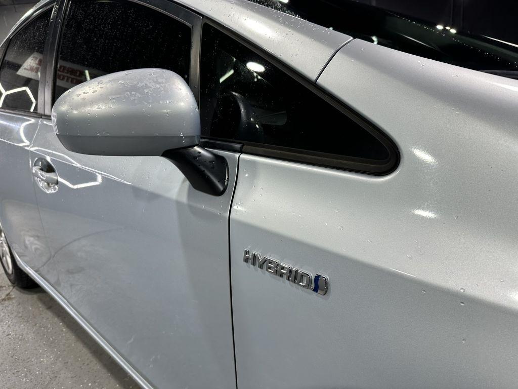 Toyota Prius V Two 2012