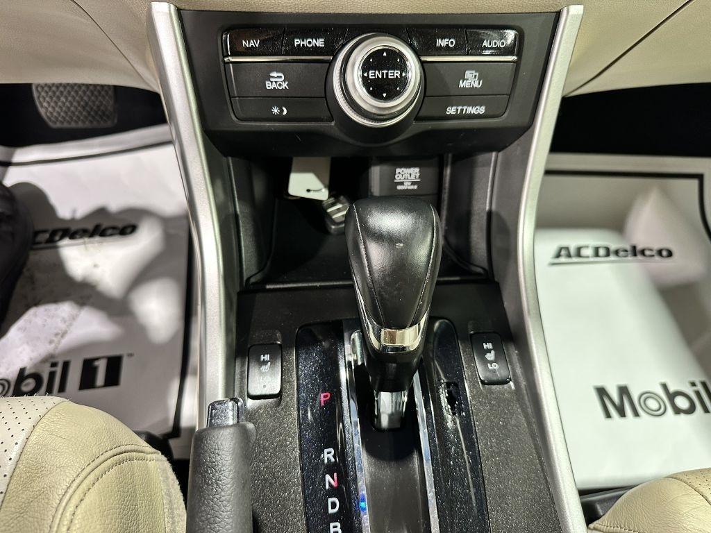 Honda Accord Hybrid Touring 2015