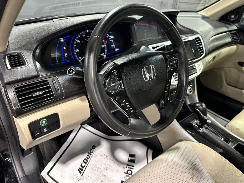 Honda Accord Hybrid Touring 2015