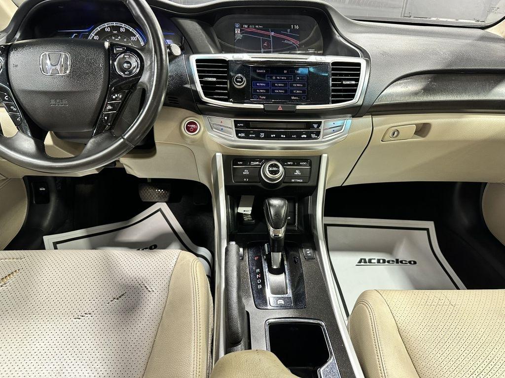 Honda Accord Hybrid Touring 2015