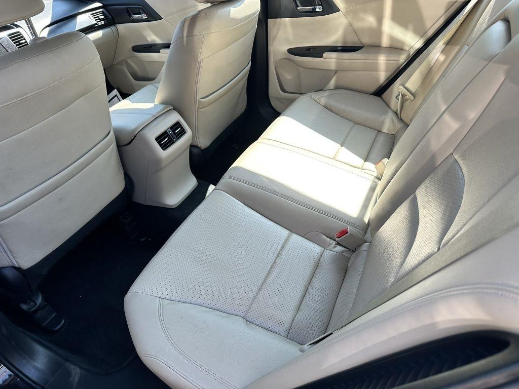 Honda Accord Hybrid Touring 2015