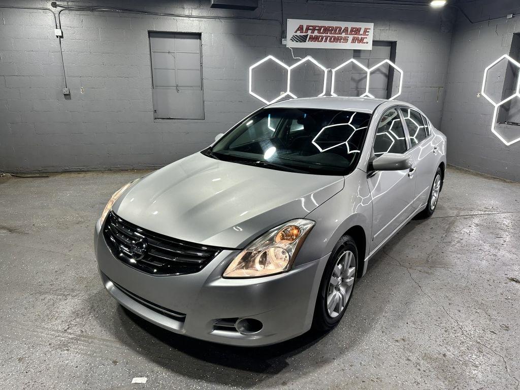 Nissan Altima 2.5 S 2010