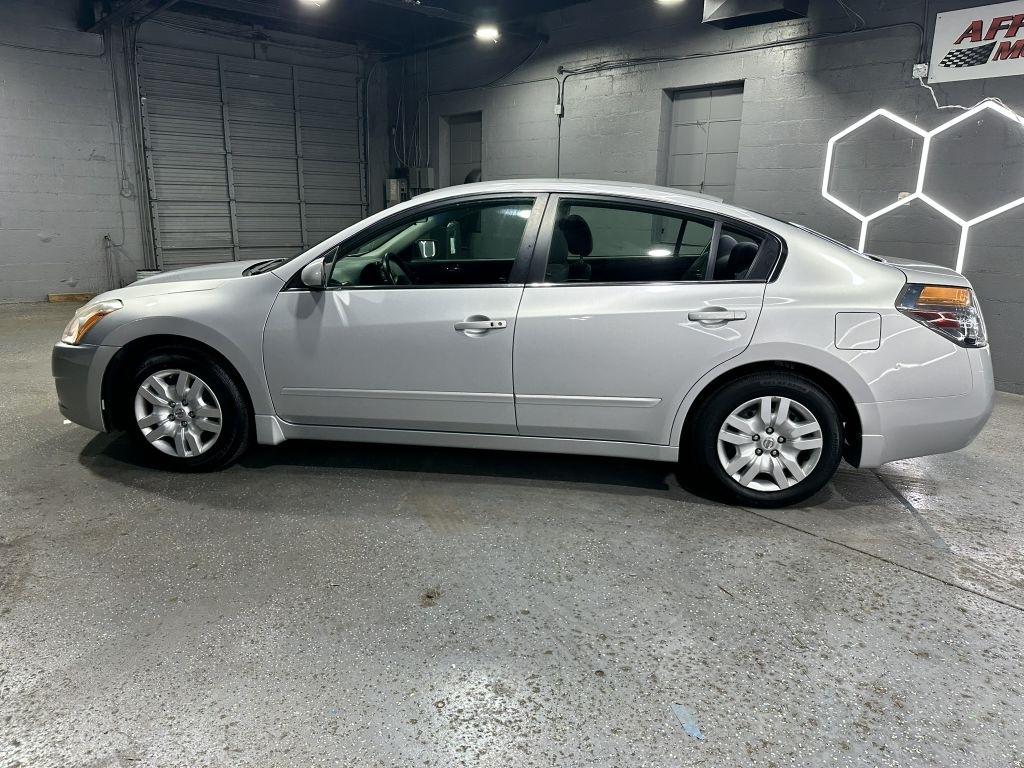 Nissan Altima 2.5 S 2010