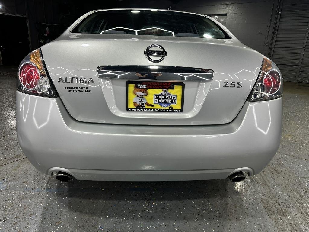 Nissan Altima 2.5 S 2010