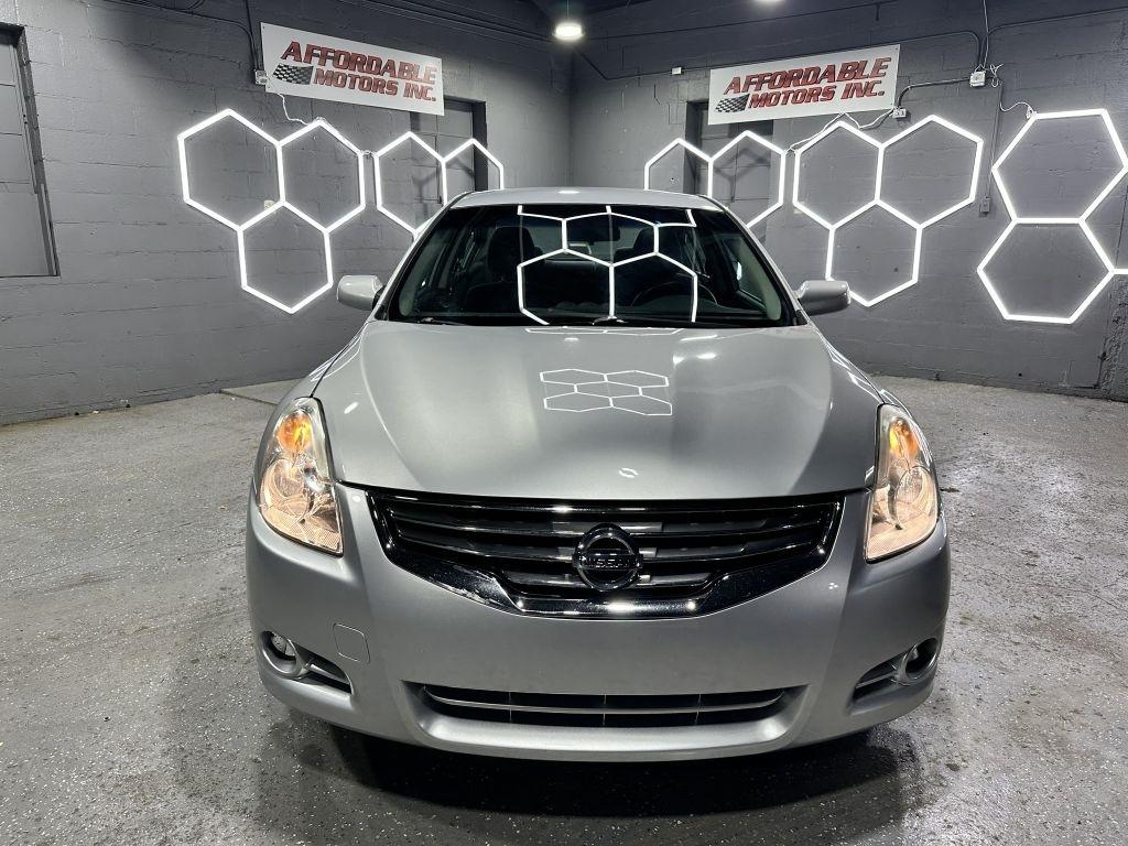 Nissan Altima 2.5 S 2010