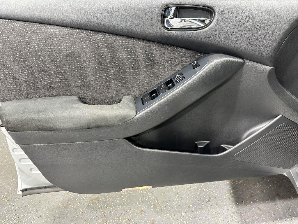 Nissan Altima 2.5 S 2010