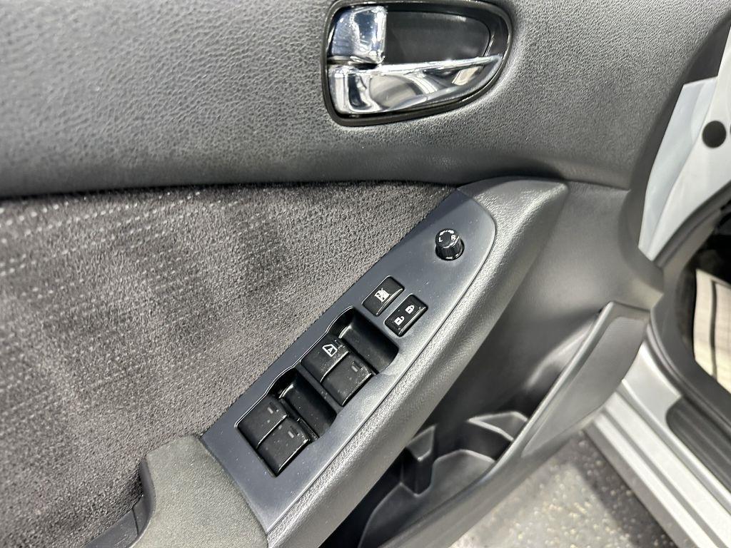 Nissan Altima 2.5 S 2010