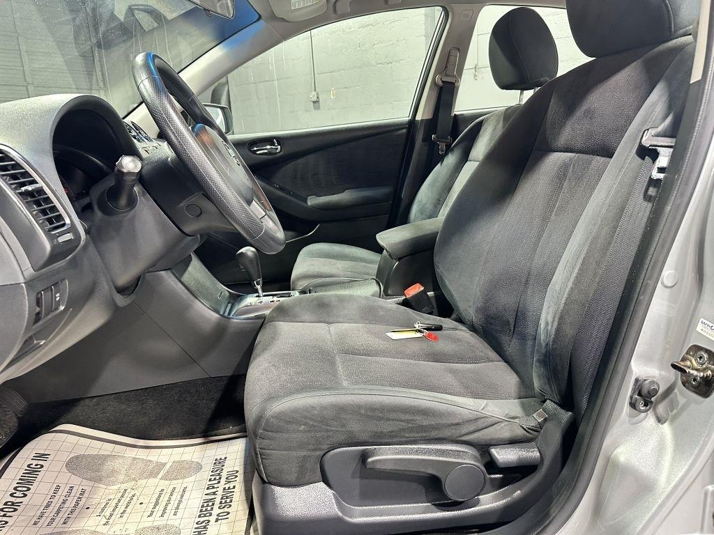 Nissan Altima 2.5 S 2010