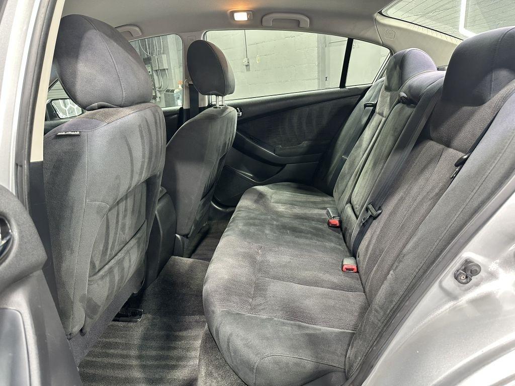 Nissan Altima 2.5 S 2010