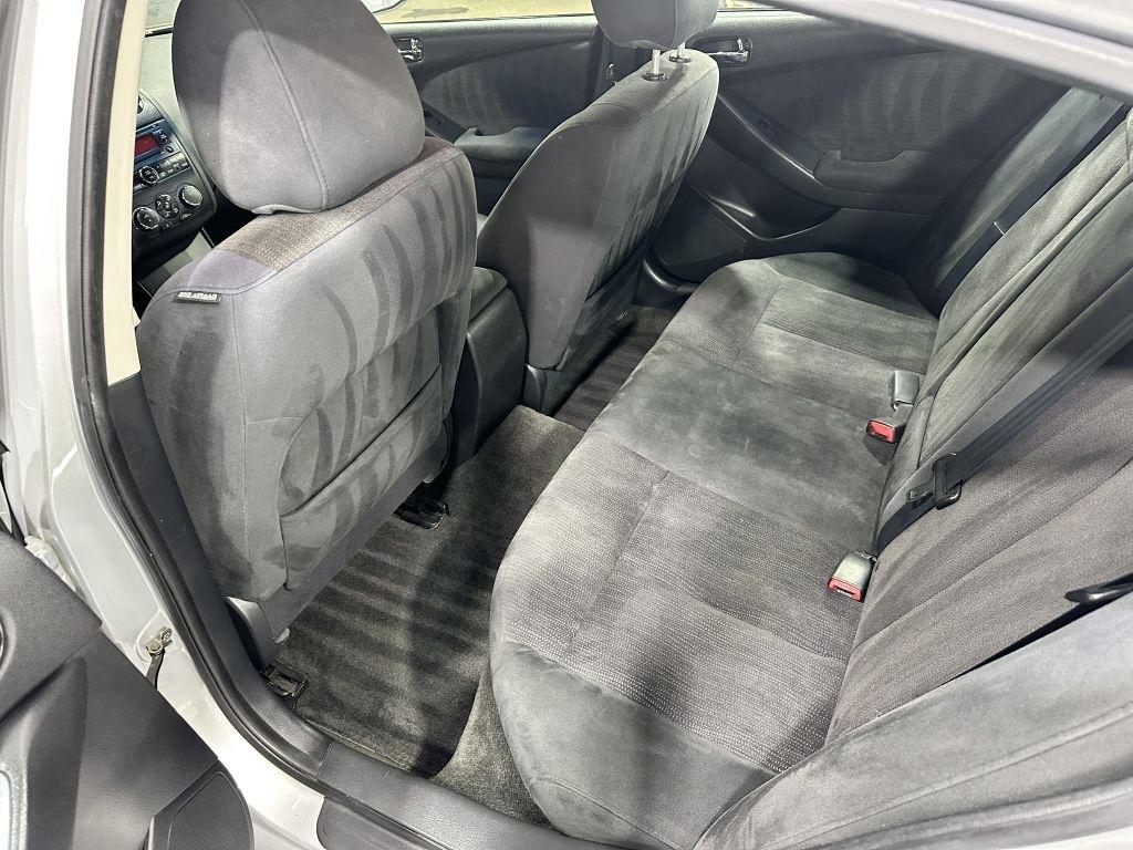 Nissan Altima 2.5 S 2010