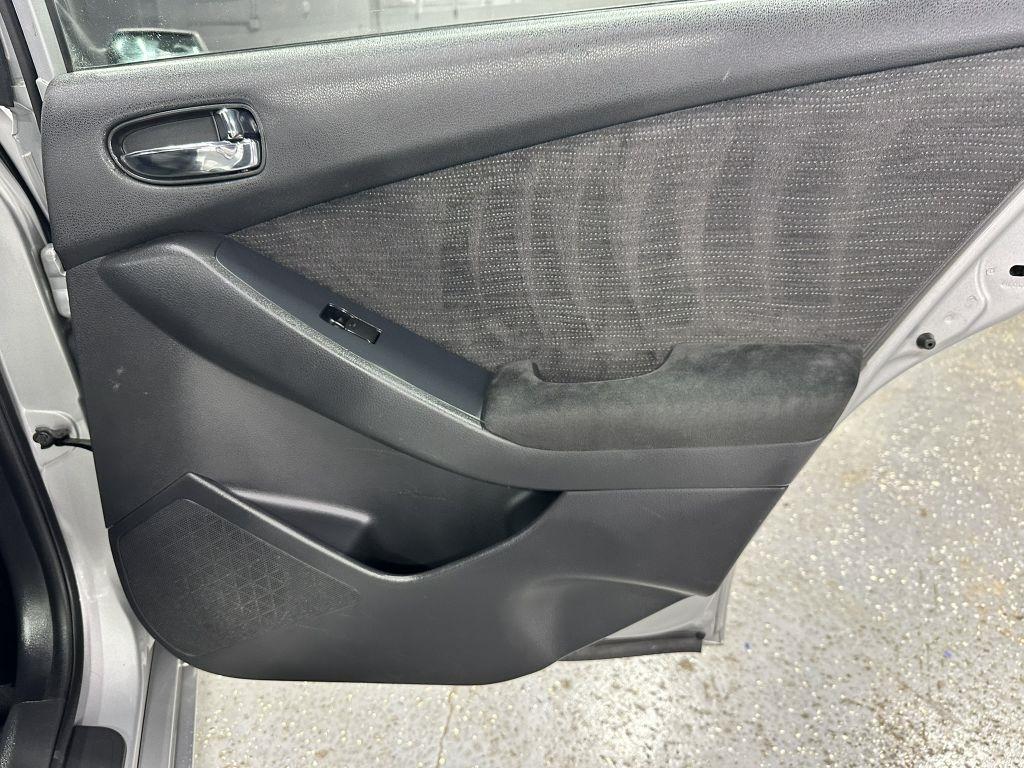 Nissan Altima 2.5 S 2010