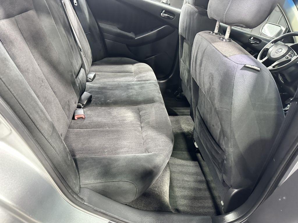 Nissan Altima 2.5 S 2010