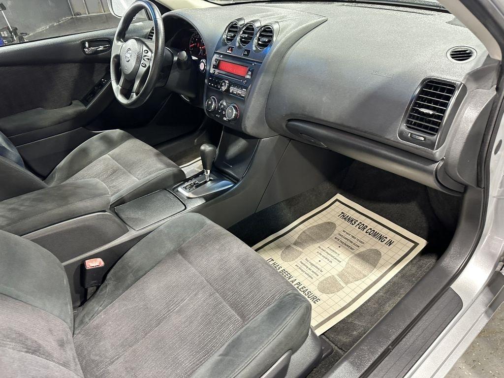 Nissan Altima 2.5 S 2010