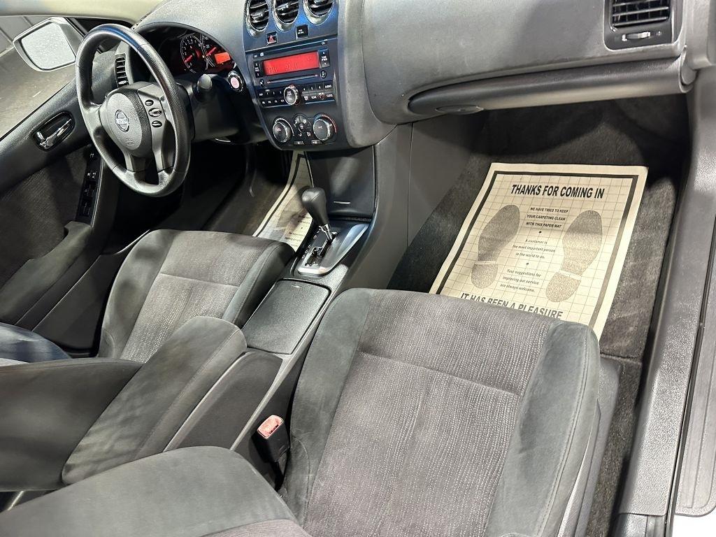 Nissan Altima 2.5 S 2010
