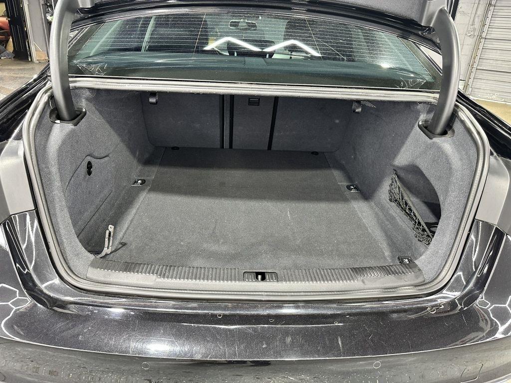 Audi A6 3.0T quattro Tiptronic 2013
