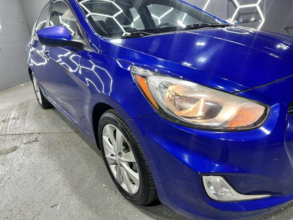 Hyundai Accent GLS 4-Door 2013