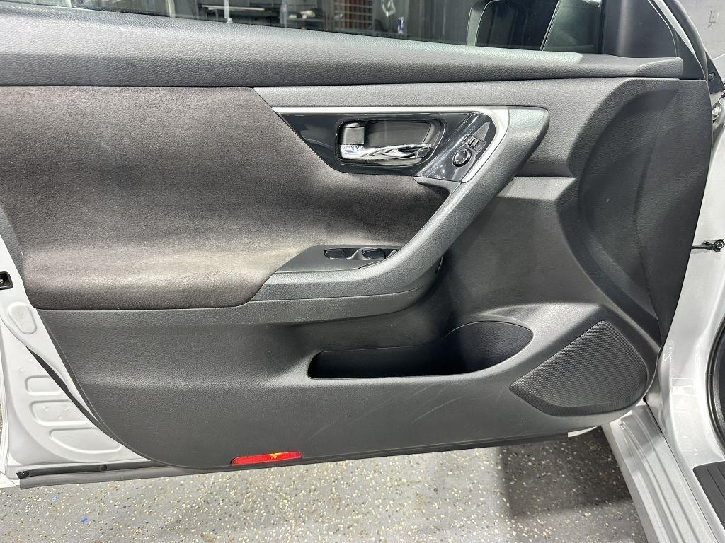 Nissan Altima 2.5 S 2013