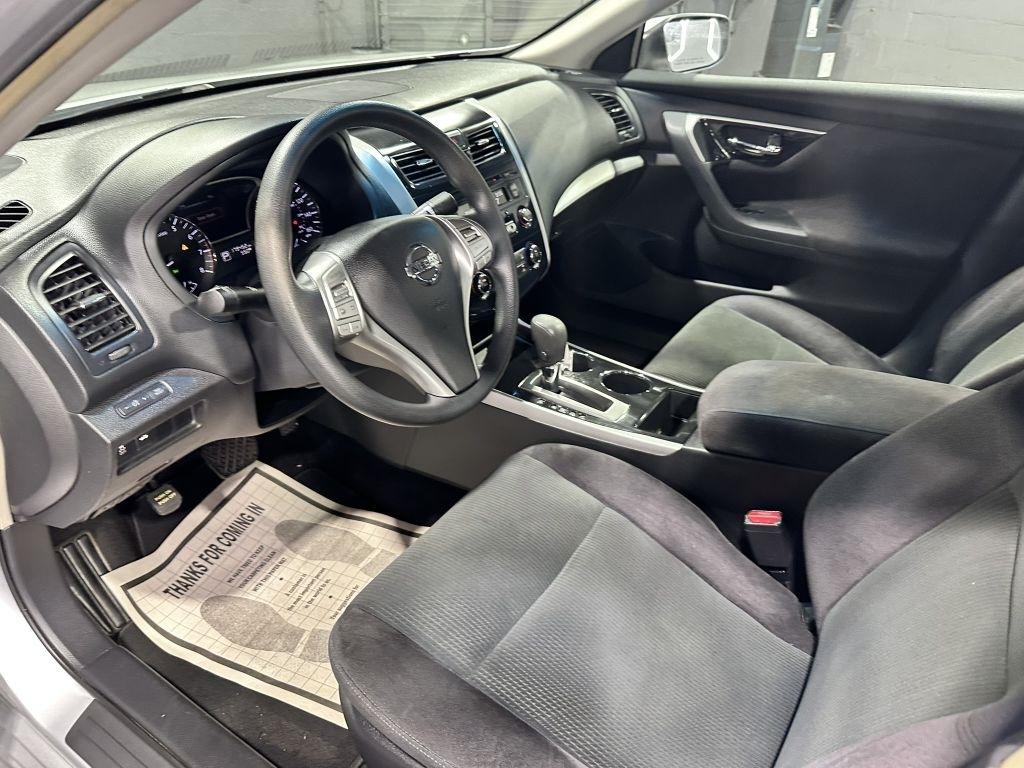 Nissan Altima 2.5 S 2013