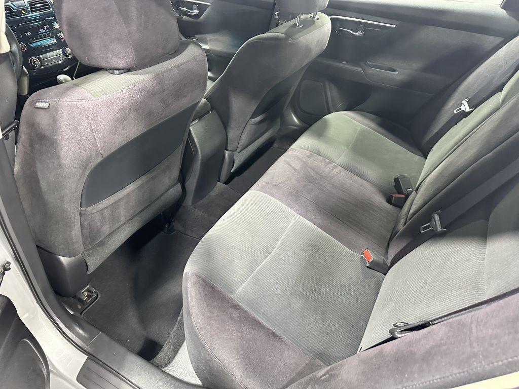 Nissan Altima 2.5 S 2013