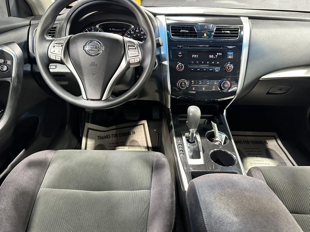 Nissan Altima 2.5 S 2013