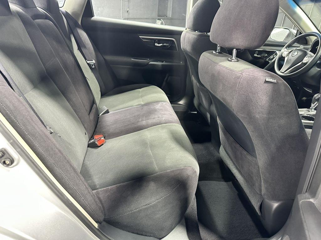 Nissan Altima 2.5 S 2013