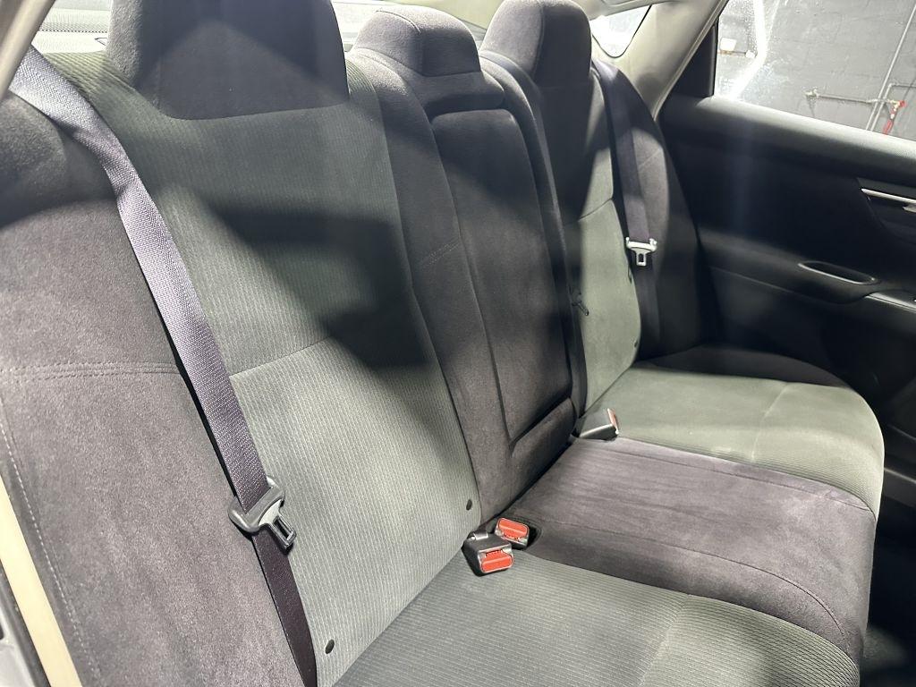 Nissan Altima 2.5 S 2013